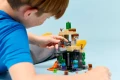LEGO Minecraft 21587 Loch zombie (10).jpg
