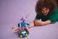 LEGO Dreamzzz 71490 Izzie i gamerski Bunchu (7).jpg