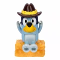 Bluey figurka Bluey z sianem (3).jpg